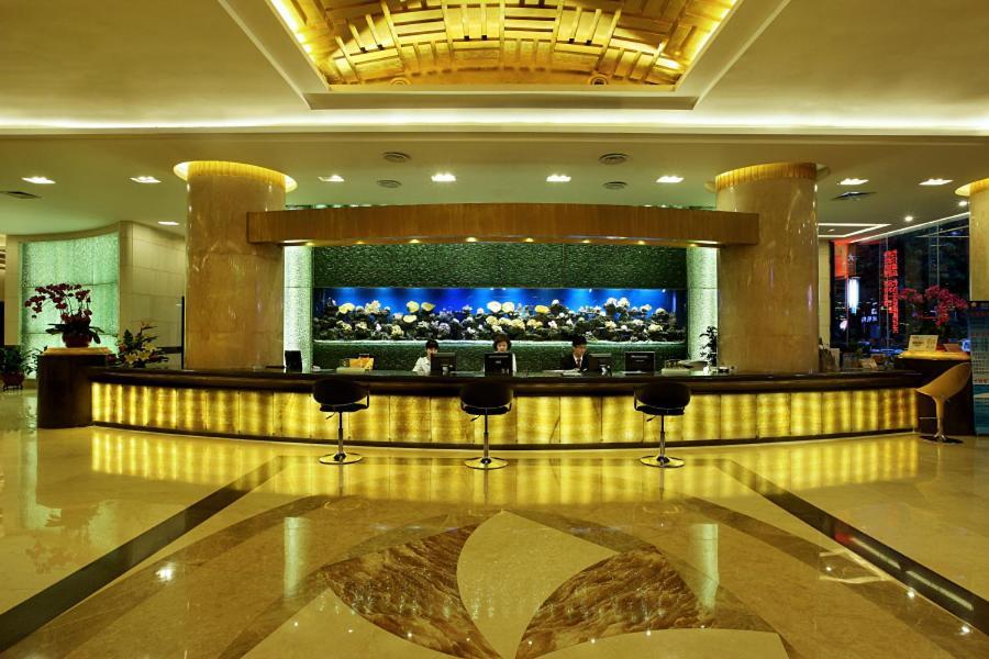 Shenzhen Luohu Hongfeng Hotel Esterno foto